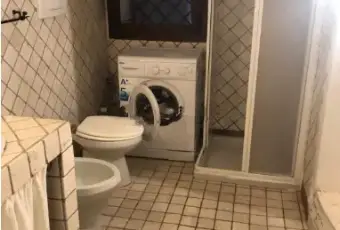 Rexer-Arzachena-Trilocale-in-vendita-in-via-Casi-Bianchi-ad-Arzachena-Bagno