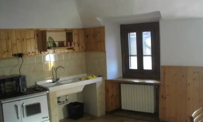 Rexer-Valle-San-Nicolao-Casa-in-vendita-a-Valle-San-Nicolao-Cucina