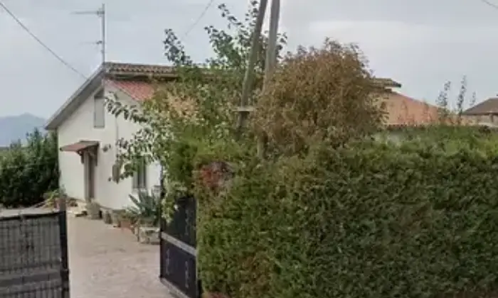Rexer-Bella-Villeta-in-vendita-a-BELLA-PZ-Terrazzo