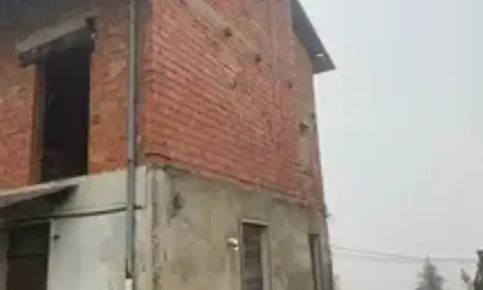 Rexer-Ca-Nova-ALLO-STATO-RUSTICO-CASA-DA-COMPLETARE-E-RISTRUTTURARE-con-giardino-e-garage-a-CAMINATA-fraz-di-ALTA-VAL-TIDONE-PC-ALTRO