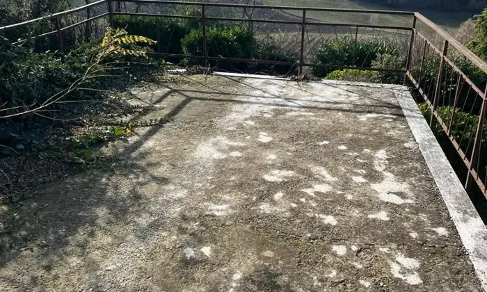 Rexer-Ca-Nova-ALLO-STATO-RUSTICO-CASA-DA-COMPLETARE-E-RISTRUTTURARE-con-giardino-e-garage-a-CAMINATA-fraz-di-ALTA-VAL-TIDONE-PC-Terrazzo