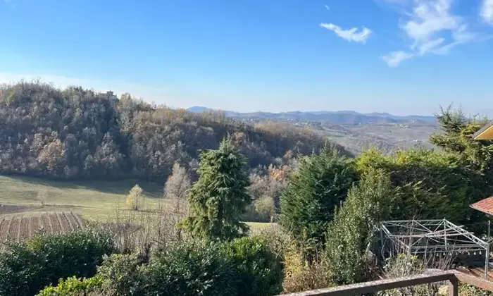 Rexer-ALTA-VAL-TIDONE-ALLO-STATO-RUSTICO-CASA-DA-COMPLETARE-E-RISTRUTTURARE-con-giardino-e-garage-a-CAMINATA-fraz-di-ALTA-VAL-TIDONE-PC-Terrazzo