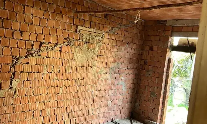 Rexer-Ca-Nova-ALLO-STATO-RUSTICO-CASA-DA-COMPLETARE-E-RISTRUTTURARE-con-giardino-e-garage-a-CAMINATA-fraz-di-ALTA-VAL-TIDONE-PC-ALTRO