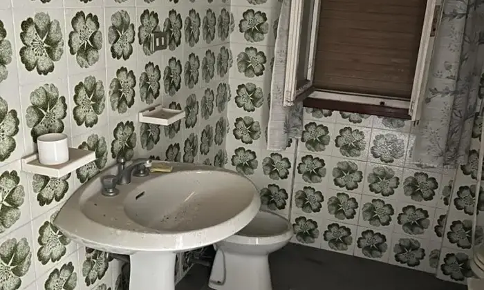 Rexer-Ca-Nova-ALLO-STATO-RUSTICO-CASA-DA-COMPLETARE-E-RISTRUTTURARE-con-giardino-e-garage-a-CAMINATA-fraz-di-ALTA-VAL-TIDONE-PC-BAGNO