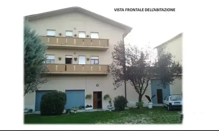 Rexer-Cagli-Casa-in-vendita-in-via-dellIndustria-a-Cagli-Terrazzo