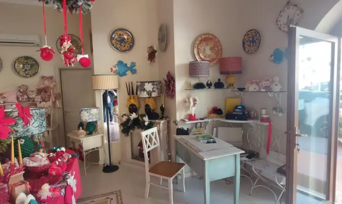 Rexer-Lampedusa-e-Linosa-Bel-locale-commerciale-Salone