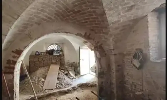 Rexer-Loreto-Aprutino-Affascinante-Palazzetto-Storico-del-Garage