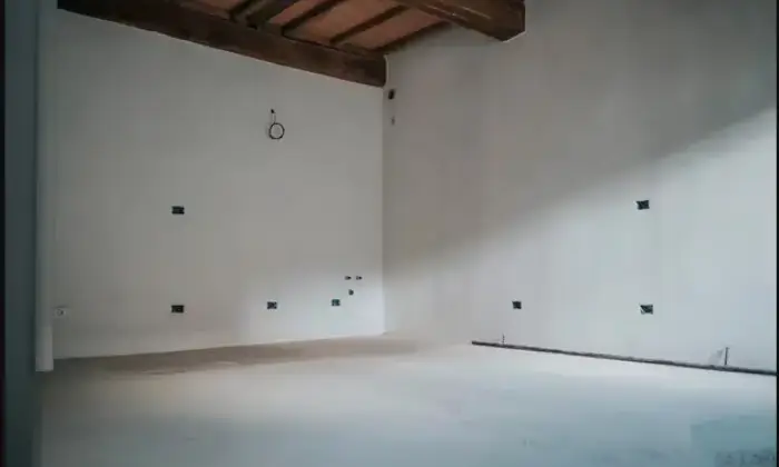 Rexer-Montevarchi-Terratetto-completamente-ristrutturato-Salone