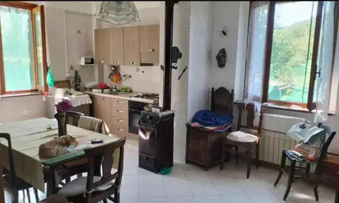 Rexer-Bergolo-Villa-unifamiliare-in-vendita-in-localit-Burone-a-Bergolo-Cucina
