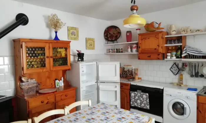 Rexer-Zeri-Appartamento-indipendente-a-Zeri-Cucina