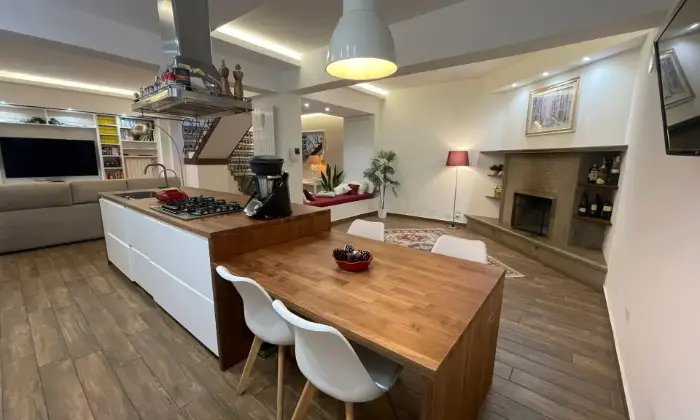 Rexer-Milazzo-CASA-DI-PREGIO-SUL-MARE-SITUATA-A-MILAZZO-ME-Cucina