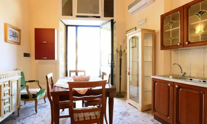 Rexer-PresicceAcquarica-Due-bilocali-Cucina