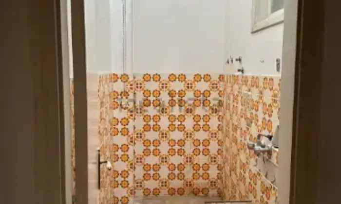 Rexer-Pachino-Casa-indipendente-in-vendita-in-via-Michelangelo-Buonarroti-Bagno