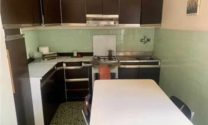 Rexer-Adrano-Vendesi-appartamento-in-Madonna-delle-Grazie-a-Adrano-Cucina