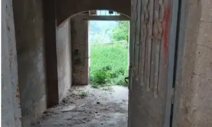 Rexer-Cava-de-Tirreni-Propriet-rustica-in-vendita-in-via-Marghieri-Cava-de-Tirreni-Garage