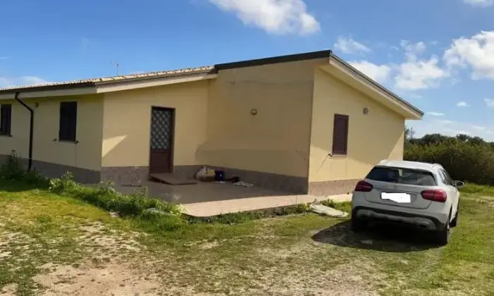 Rexer-Portopalo-di-Capo-Passero-Villa-in-vendita-in-via-MauciniPortopalo-di-Capo-Passero-Giardino