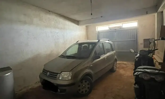 Rexer-Salve-Casa-indipendente-su-due-piani-a-Salve-Garage