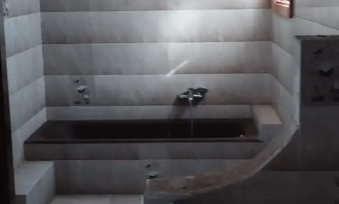 Rexer-Castri-di-Lecce-Appartamento-al-piano-a-Castri-di-Lecce-LE-PARZIALMENTE-RISTRUTTURATO-Altro