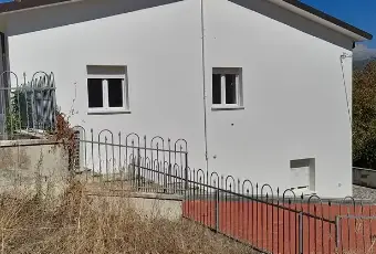 Rexer-Fossa-Porzione-di-bifamiliare-appena-ristrutturata-Giardino