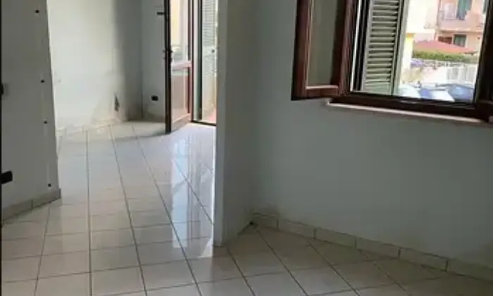 Rexer-Giulianova-Vendesi-studio-con-spazio-esterno-ad-uso-esclusivo-Altro