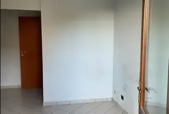 Rexer-Giulianova-Vendesi-studio-con-spazio-esterno-ad-uso-esclusivo-Altro