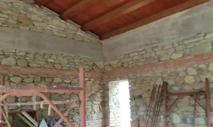 Rexer-Patti-Patti-rustico-di-mq-in-costruzione-Cantina