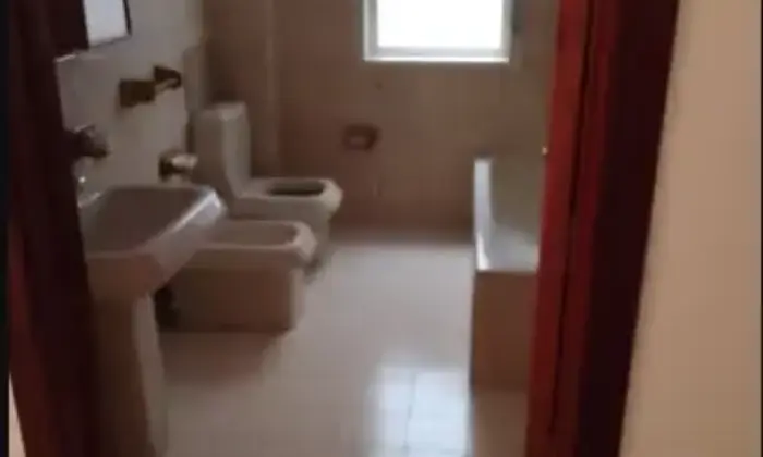 Rexer-Adrano-Appartamento-in-Via-dellAmicizia-Adrano-Bagno