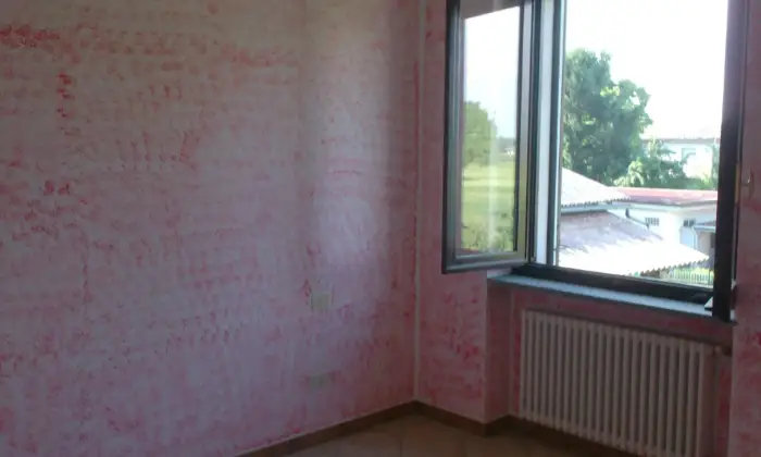 Rexer-Pizzale-TERRATETTO-IN-VENDITA-CENTRO-PAESE-A-PIZZALE-PV-Garage