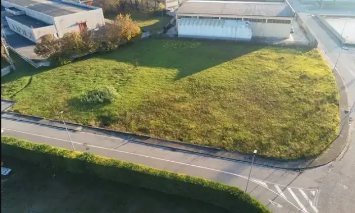 Rexer-Rivarolo-Mantovano-Terreno-edificabile-con-progetto-approvato-Giardino