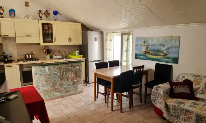 Rexer-Vibonati-Appartamento-al-piano-appartamento-mansardato-al-piano-senza-ascensore-vista-mare-Salone