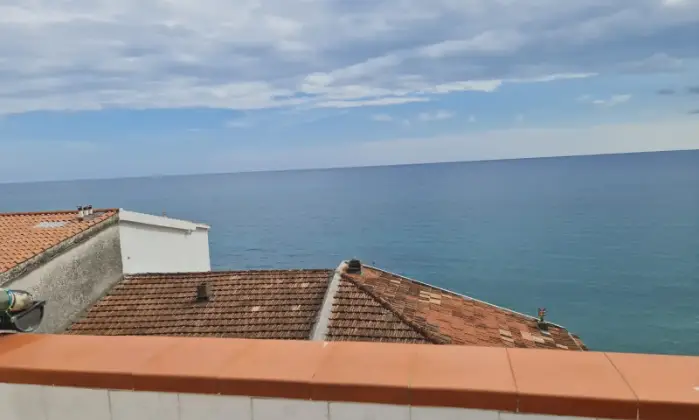 Rexer-Vibonati-Appartamento-al-piano-appartamento-mansardato-al-piano-senza-ascensore-vista-mare-Terrazzo