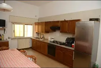 Rexer-Villa-Castelli-Intero-stabile-in-vendita-in-via-Kennedy-a-Villa-Castelli-Cucina