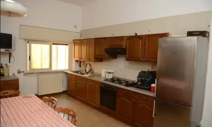 Rexer-Villa-Castelli-Intero-stabile-in-vendita-in-via-Kennedy-a-Villa-Castelli-Cucina