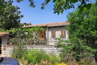 Rexer-Olzai-Villa-singola-in-vendita-a-Olzai-NU-Giardino