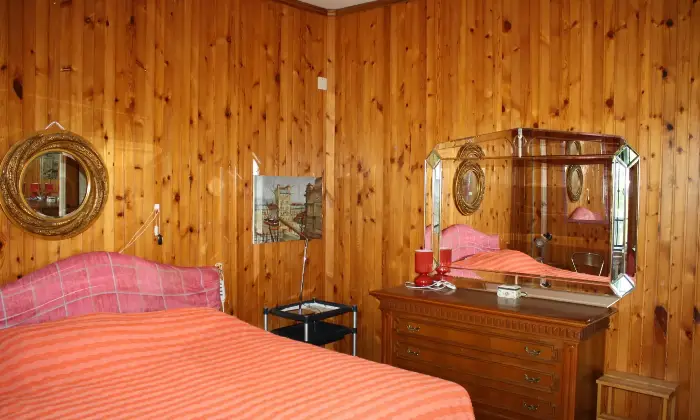 Rexer-Nocera-Umbra-Villa-in-vendita-con-mq-terreno-edificabile-in-Vocabolo-Colle-Nocera-Umbra-CameraDaLetto