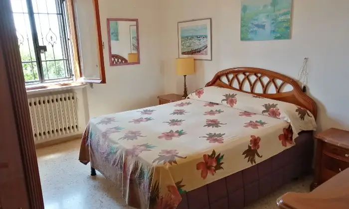 Rexer-Nocera-Umbra-Villa-in-vendita-con-mq-terreno-edificabile-in-Vocabolo-Colle-Nocera-Umbra-CameraDaLetto