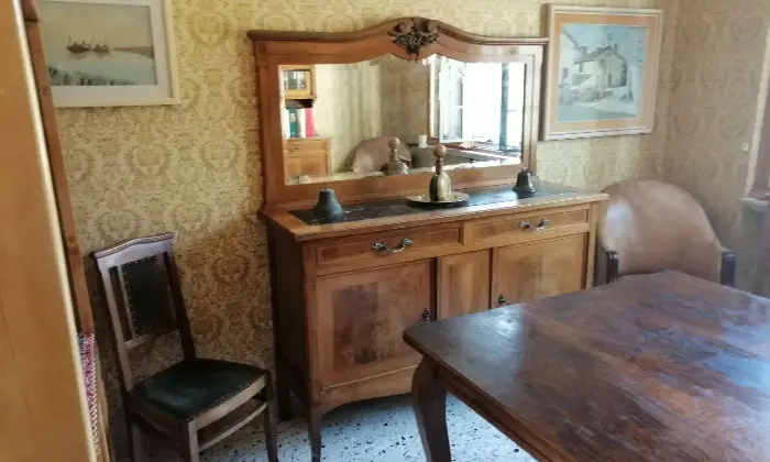 Rexer-Nocera-Umbra-Villa-in-vendita-con-mq-terreno-edificabile-in-Vocabolo-Colle-Nocera-Umbra-Giardino