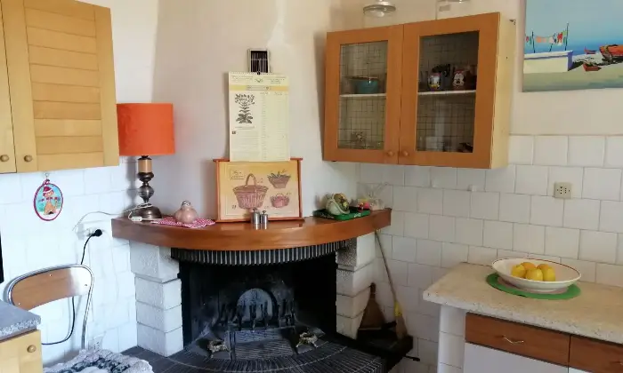 Rexer-Nocera-Umbra-Villa-in-vendita-con-mq-terreno-edificabile-in-Vocabolo-Colle-Nocera-Umbra-Giardino