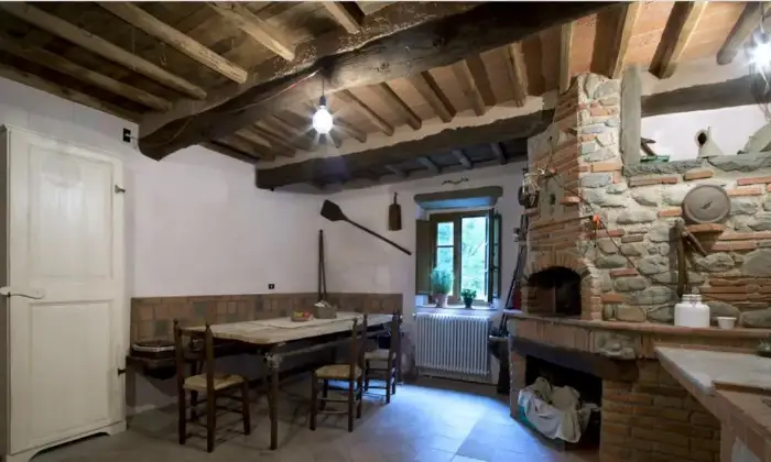 Rexer-Pescia-ANTICO-MULINO-RISTRUTTURATO-con-ruscello-vicino-Altro