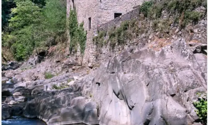 Rexer-Pescia-ANTICO-MULINO-RISTRUTTURATO-con-ruscello-vicino-Altro