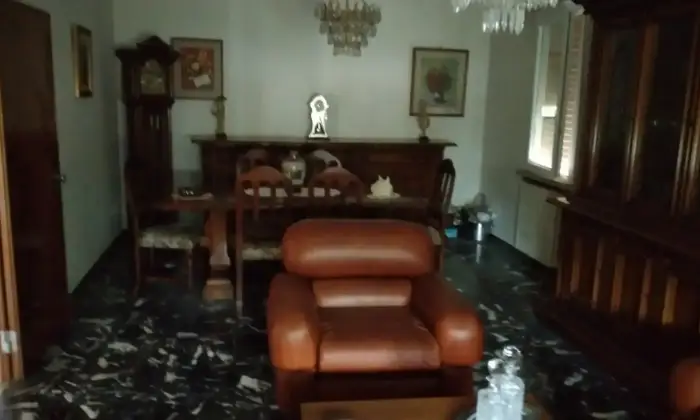 Rexer-Riva-del-Po-Singola-con-giardino-mq-buono-stato-classe-E-Salone