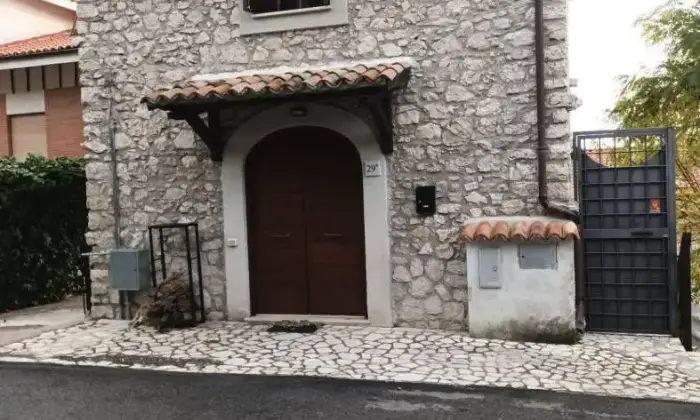 Rexer-San-Polo-dei-Cavalieri-Terratetto-unifamiliare-via-Marcellina-Centro-San-Polo-dei-Cavalieri-Giardino