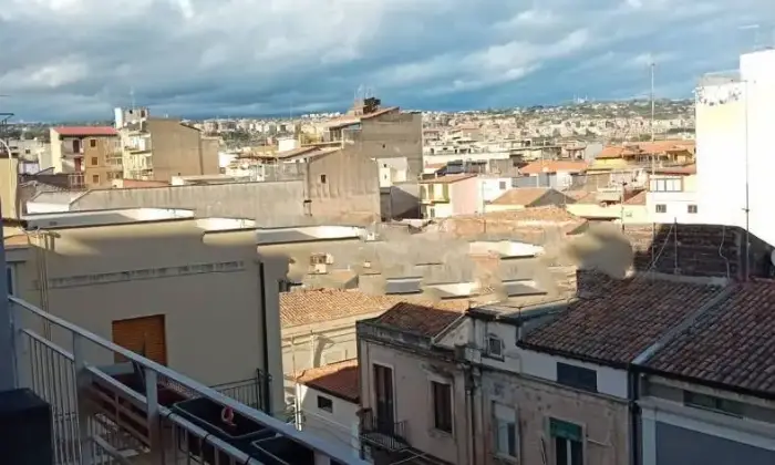 Rexer-Catania-Trilocale-via-Regina-Bianca-Picanello-Catania-Terrazzo