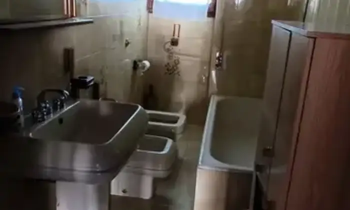 Rexer-Belmonte-del-Sannio-Appartamento-in-Vendita-a-Belmonte-del-Sannio-IS-Bagno