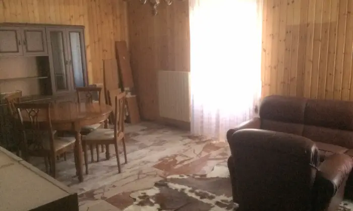 Rexer-Belmonte-del-Sannio-Appartamento-in-Vendita-a-Belmonte-del-Sannio-IS-Salone