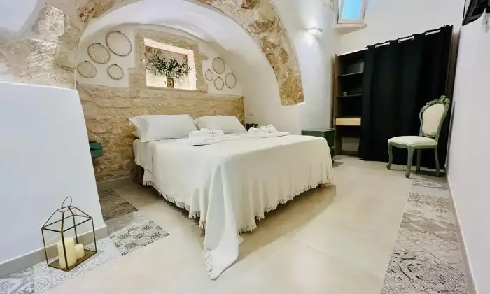 Rexer-Ostuni-Casa-in-via-Roma-CameraDaLetto