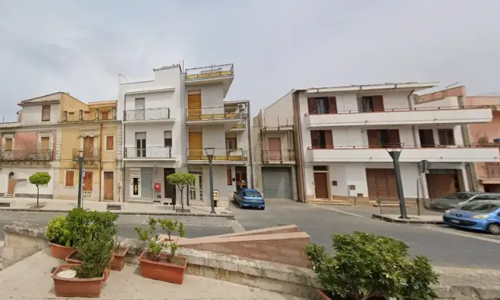 Rexer-Melilli-Intero-edificio-in-vendita-in-Piazza-Umberto-a-Melilli-Garage