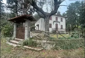 Rexer-Vernio-Villa-indipendente-in-vendita-in-Localit-Luciana-a-Vernio-Giardino
