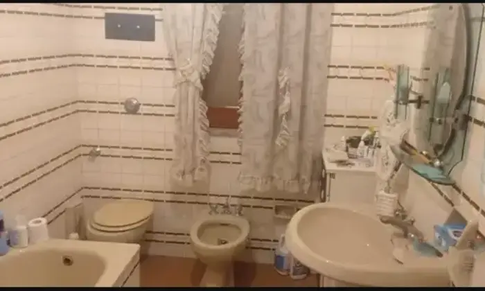 Rexer-Trabia-Casa-indipendente-in-vendita-in-via-Cortese-a-Trabia-Bagno