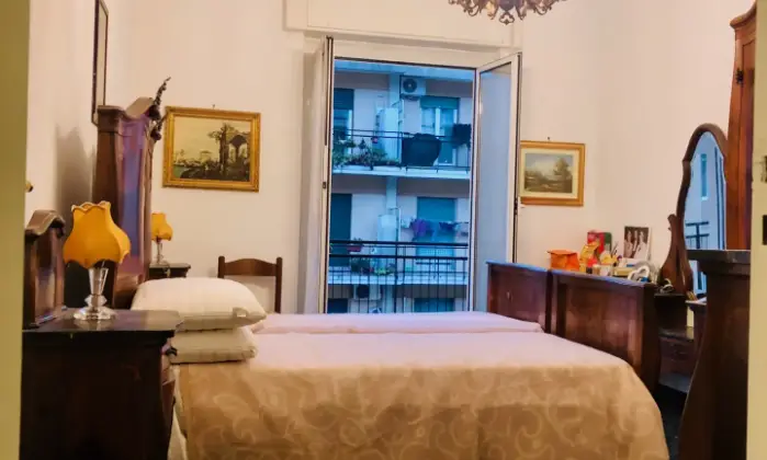 Rexer-Genova-Appartamento-a-Genova-Sestri-Ponente-CameraDaLetto